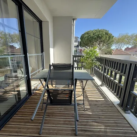 公寓 A Avec Terrasse, Proche Et Parking - Fr-1-474-268 *