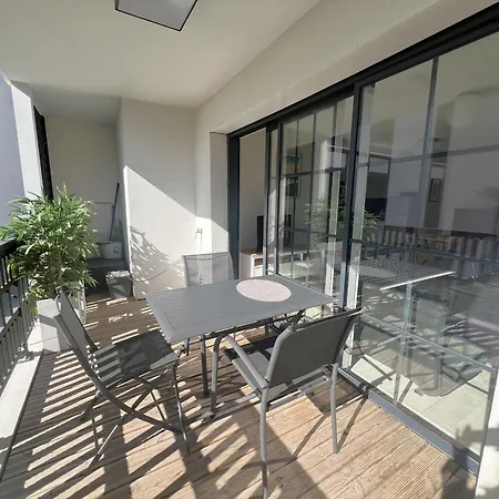 Апартаменти A Avec Terrasse, Proche Et Parking - Fr-1-474-268 *